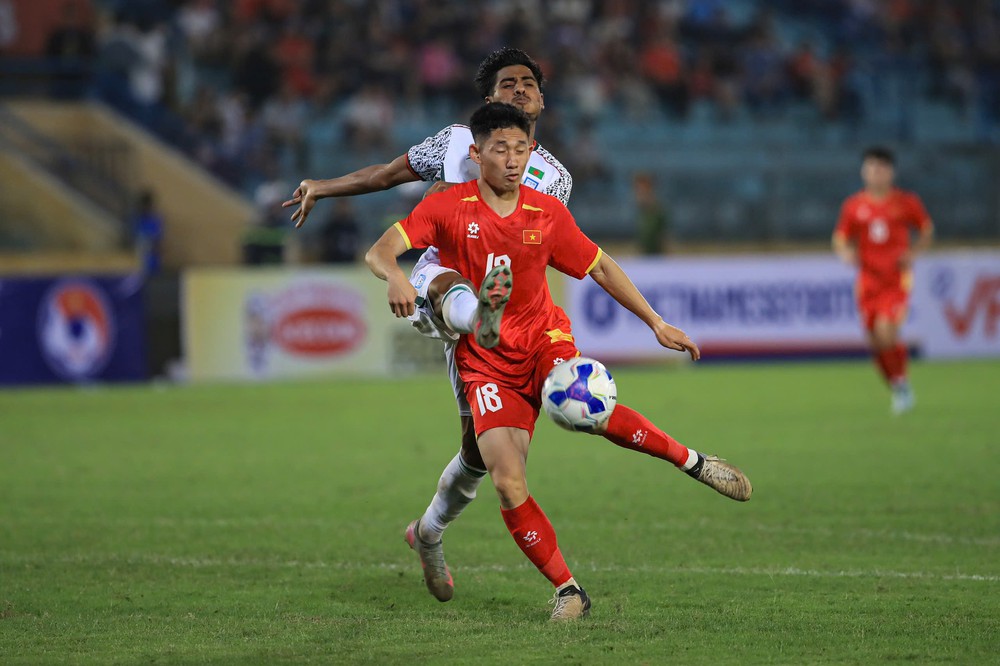Đội tuyển Việt Nam lấy công bù thủ để chinh phục ASEAN Cup  - Ảnh 3.
