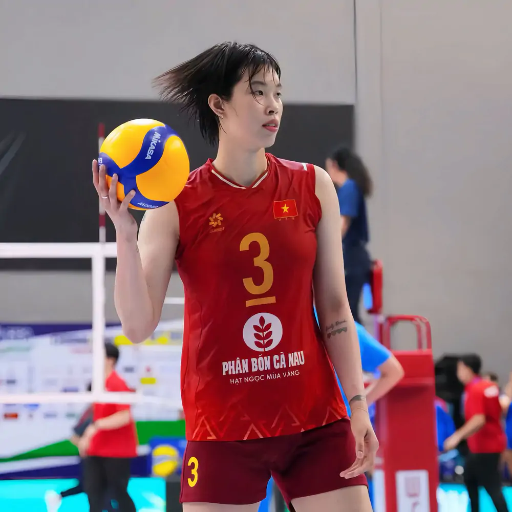 Chúng ta đã khép lại hành trình ở SEA V.Cup 2026. Giờ là lúc hướng đến giải vô địch Châu Á và ASIAD 2026 nơi HLV Tuấn Kiệt cần sử dụng Thanh Thúy trong vai trò mới. Lịch thi đấu bóng chuyền nữ châu Á 2026 hôm nay ngày 22/8: Việt Nam vs Hàn Quốc - Ảnh 3.