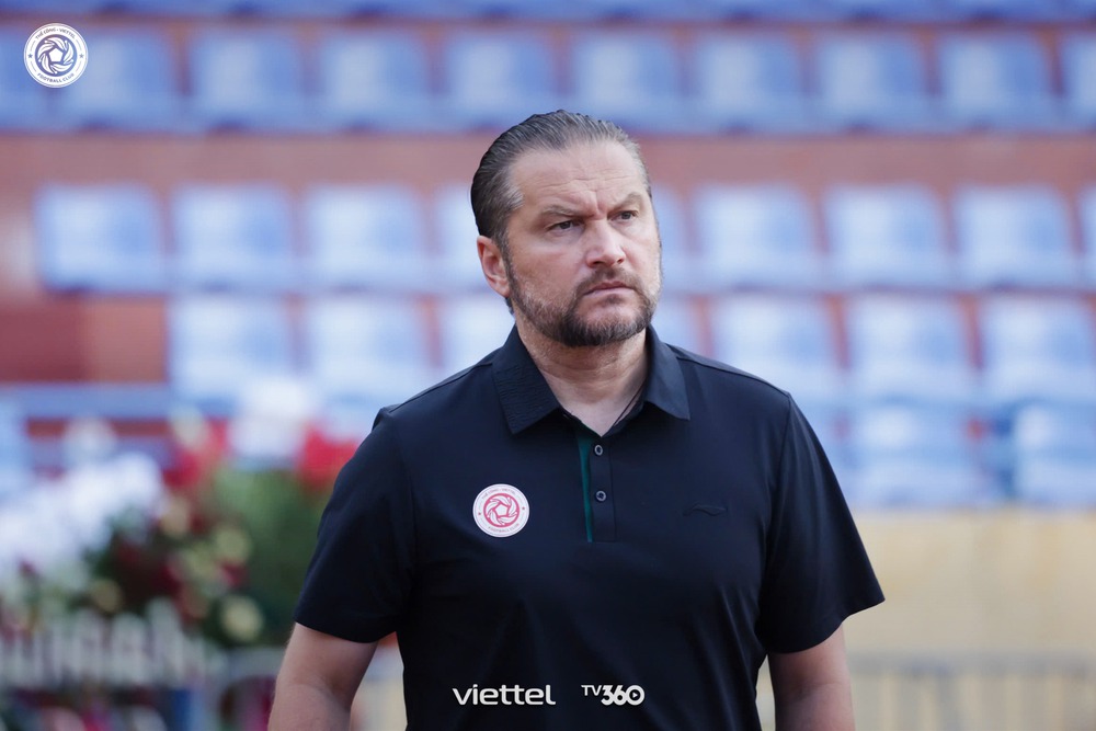 HLV Popov 'thoát án' kỷ luật sau khi dọa bỏ V-League - Ảnh 1. HLV Popov 'thoát án' kỷ luật sau khi dọa bỏ V-League - Ảnh 1.