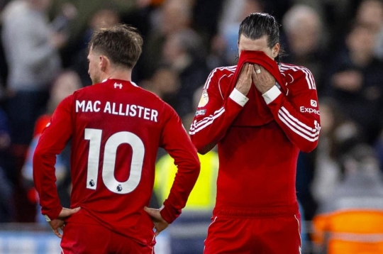 Liverpool fans furious, demand immediate sale of a star after comeback loss to Man City