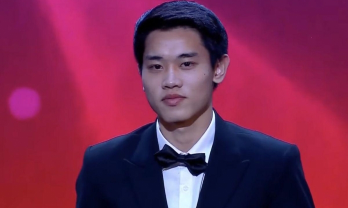 Đình Bắc nhận vinh dự lớn, tiết lộ khoảnh khắc đáng nhớ với HLV Kim Sang-sik