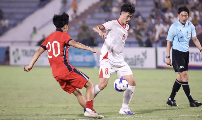 Tiền vệ U22 Việt Nam chấn thương nặng, nguy cơ cao lỡ SEA Games 33