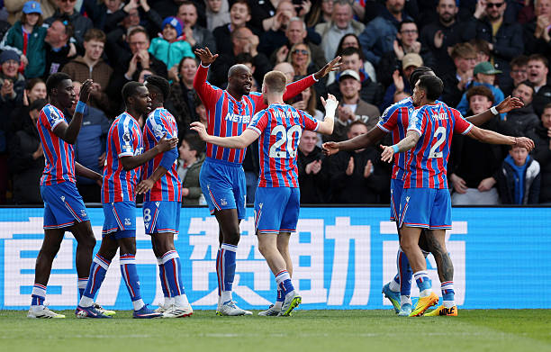 Crystal Palace hạ Newcastle 2-1 ở vòng 32 Ngoại hạng Anh