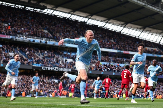 Haaland scores hat-trick, Man City crush Liverpool 4-0