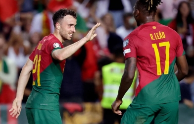 Former teammates shed tears while talking about Diogo Jota