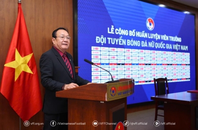 Upon assuming his role, the new head coach of the Vietnam national team directly addressed the issue of overseas Vietnamese players.