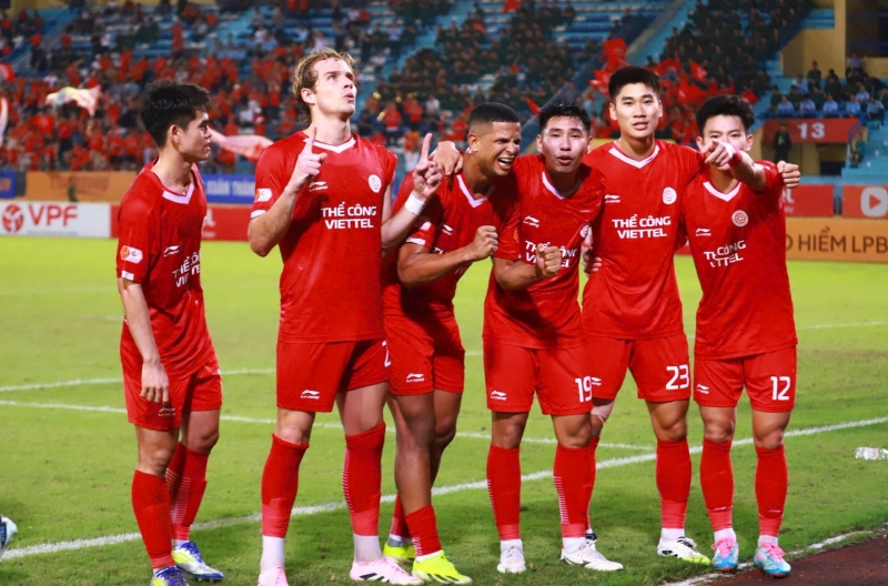 After round 7 of the V-League: A thrilling battle for the top spot, the bottom group eager for victory