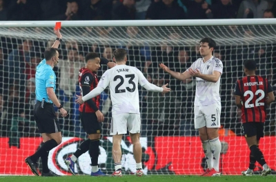 Maguire receives red card, Manchester United loses points against Bournemouth