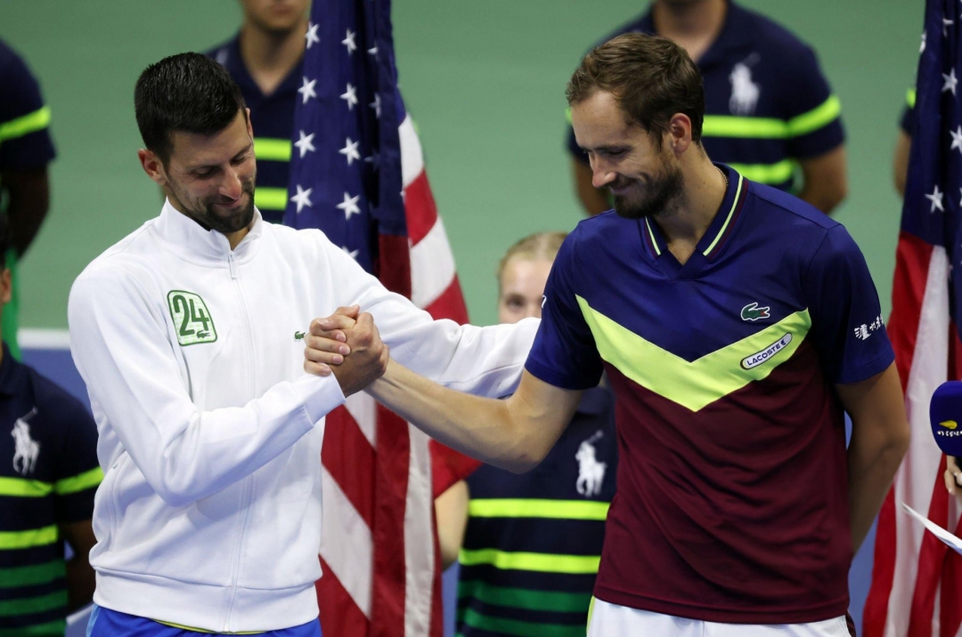 Tennis schedule for 11/10: Djokovic and Medvedev set to meet in the Shanghai final