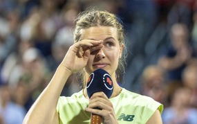 Tennis star loses million-dollar contract due to haircut, finds joy in pickleball