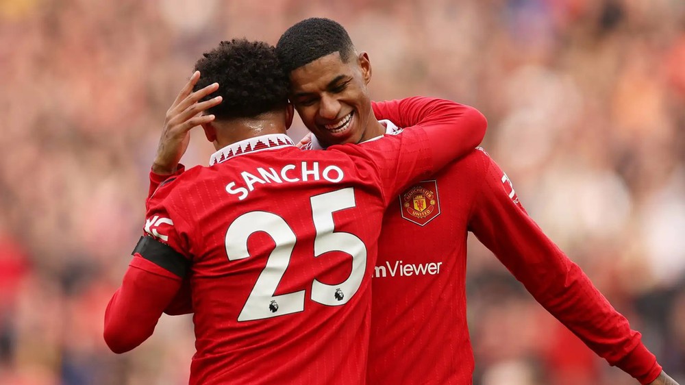 MU hồi sinh dưới tay Carrick và những quyết định định hình mùa hè - Ảnh 3.
