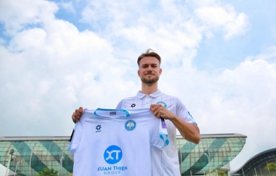 European midfielder moves to China after leaving Vietnam