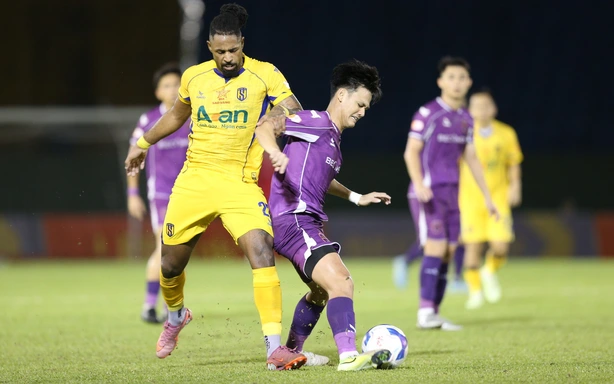 'Storms' besiege the four-time V-League champion