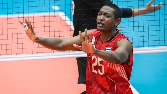 Southeast Asia’s volleyball star complains after having over 150 million VND cut from SEA Games 2025 gold medal bonus.
