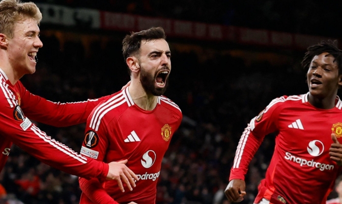 Huyền thoại MU xúi giục tiền vệ ngôi sao đội nhà gia nhập Chelsea