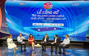 Quyet Chien and Phuong Vinh compete with top masters at the 2026 HTV International 3-Cushion Carom Billiards Championship.