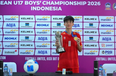 Vietnam U17's pillar player bursts with emotion after winning the Southeast Asian championship