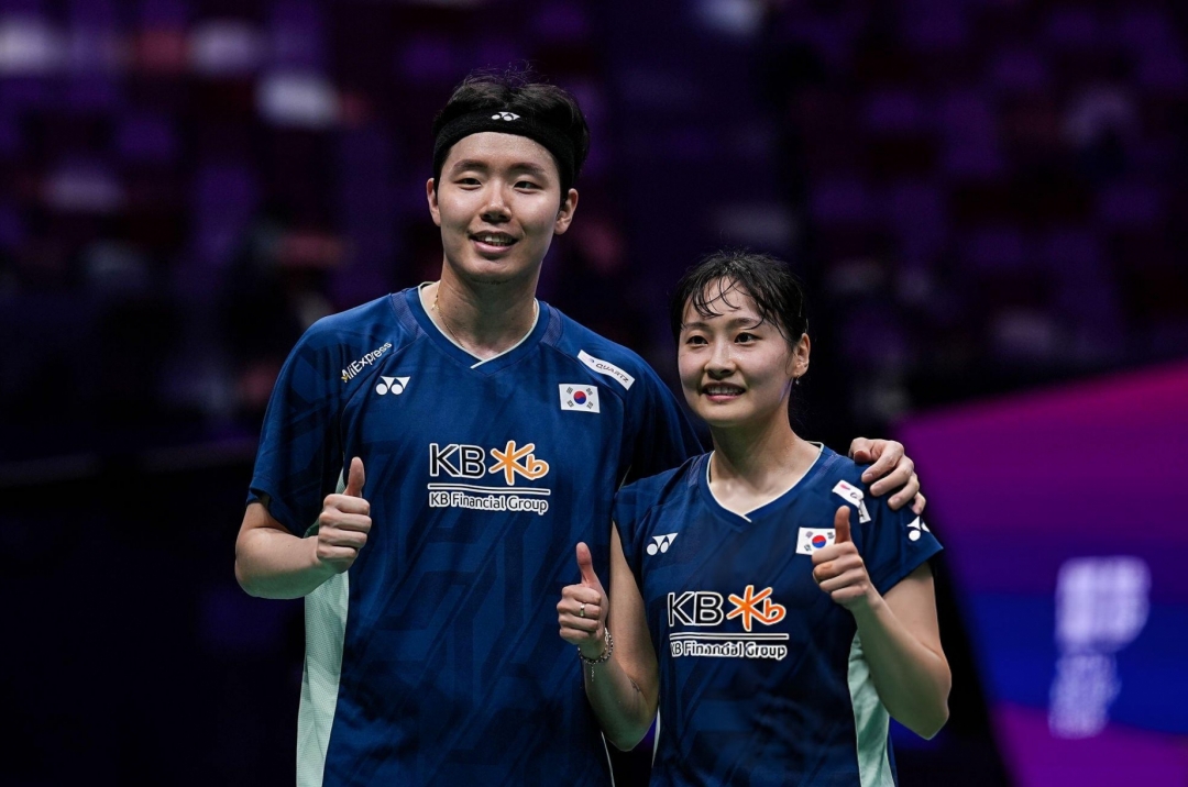 The world badminton champion retires at the age of 30