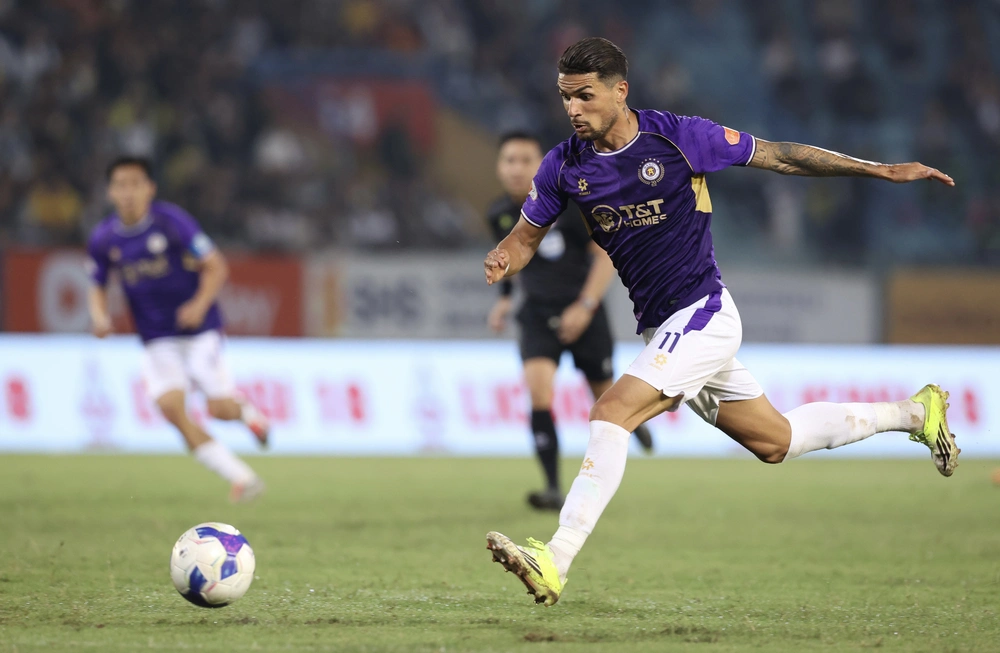 HLV Kim Sang Sik “giải bài toán” Đỗ Hoàng Hên - Ảnh 1.