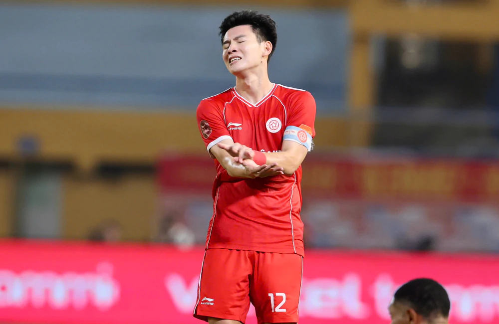 LPBank V-League 2026/27 sau 5 vòng đấu: Sức ép đến sớm - Ảnh 1.
