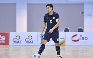 Thailand defeats Myanmar 2-0, competing for the top spot in the group with Vietnam in the final match.