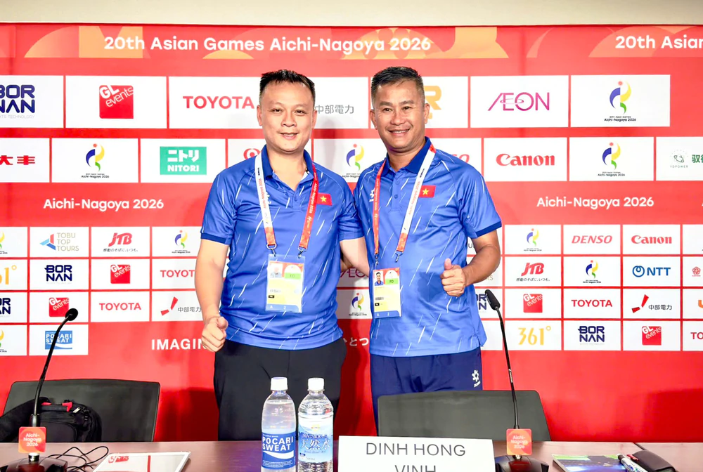 HLV Đinh Hồng Vinh chốt mục tiêu của U23 Việt Nam tại ASIAD 2026 - Ảnh 1. HLV Đinh Hồng Vinh chốt mục tiêu của U23 Việt Nam tại ASIAD 2026 - Ảnh 1.