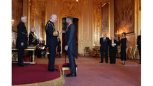 Former Manchester United and England star knighted with prestigious title