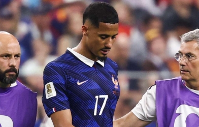 Arsenal confirms that their top defensive pillar will be sidelined for a long term.