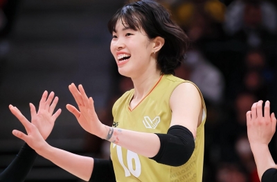 Vietnamese Outside Hitter Receives Prestigious Award in Japan