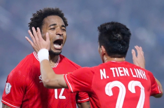 Vietnam's top two strikers achieve an incredible feat together