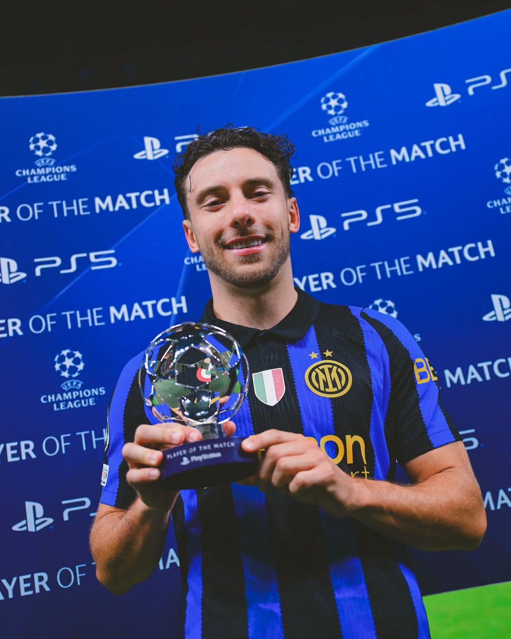 Chơi thiếu người, Inter Milan thắng nhọc Shakhtar Donetsk - Ảnh 1. Chơi thiếu người, Inter Milan thắng nhọc Shakhtar Donetsk - Ảnh 1.