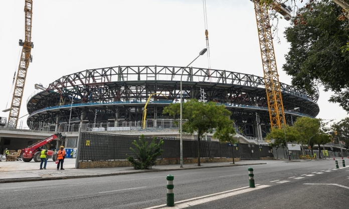 Xác định thời điểm sớm nhất Barca có thể trở lại Camp Nou