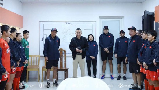 VFF President assigns the task of SEA Games championship, Coach Mai Đức Chung and the Vietnam women's team overcome challenges