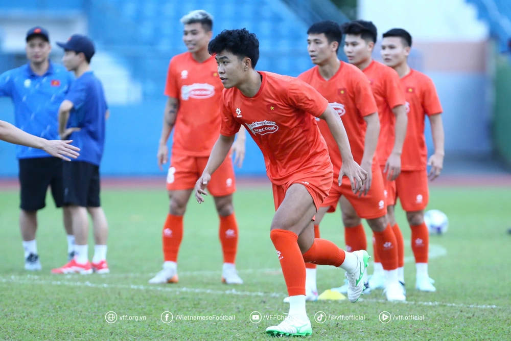 Hàng thủ U23 Việt Nam chịu sức ép lớn ở Asiad 2026 - Ảnh 2.