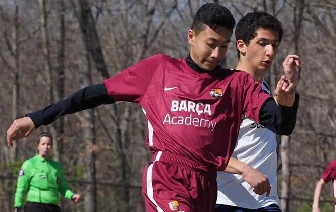 Việt kiều cao 1m92 xuất thân từ Barca gia nhập đội bóng Thái Lan