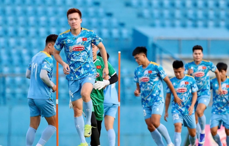 Vietnam national team resumes training, ready for the rematch against Nepal