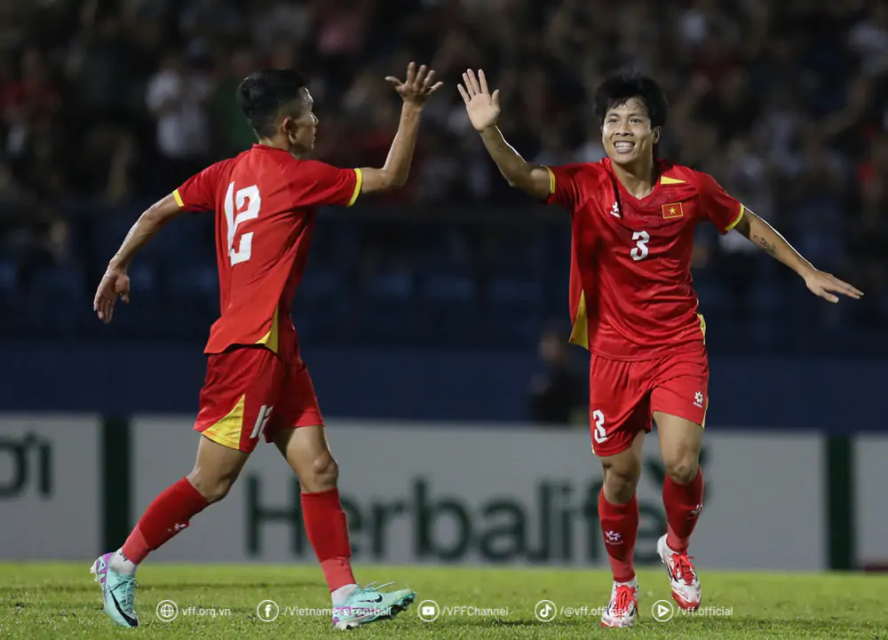 Lịch sử đối đầu Việt Nam vs Campuchia (Bảng A ASEAN Cup 2026): Chủ nhà áp đảo tuyệt đối - Ảnh 1. Lịch sử đối đầu Việt Nam vs Campuchia (Bảng A ASEAN Cup 2026): Chủ nhà áp đảo tuyệt đối - Ảnh 1.