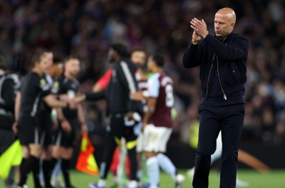 HLV Arne Slot sends an emotional letter after being sacked by Liverpool