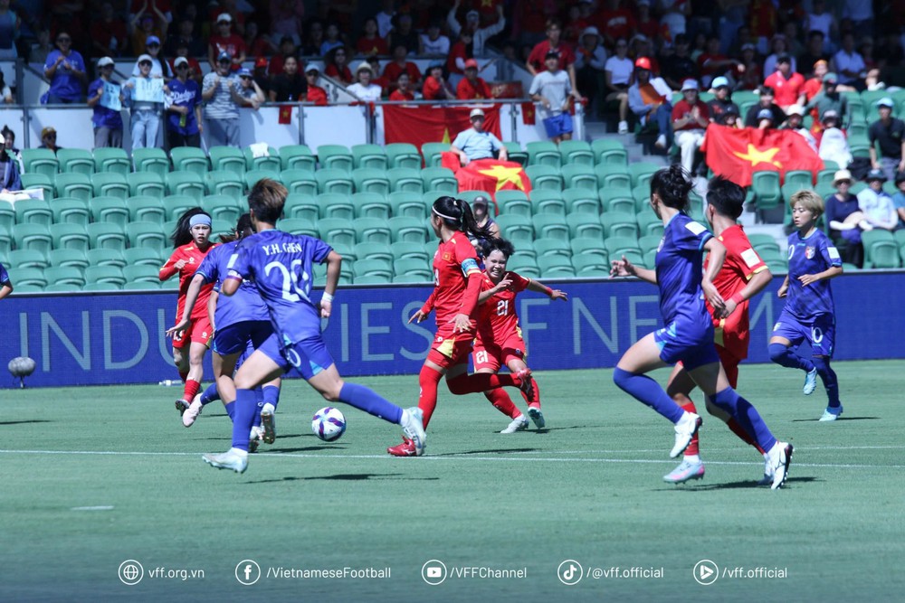 Bích Thuỳ buồn vì đội tuyển Việt Nam không hoàn thành nhiệm vụ - Ảnh 1.