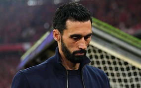 Three candidates have emerged on Real Madrid's shortlist to replace Alvaro Arbeloa.