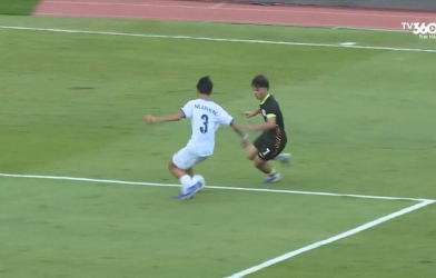 Laos fans collectively react after losing 0-8 to Australia