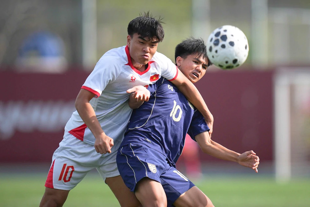 U23 Việt Nam 'đại chiến' U23 Thái Lan tại giải giao hữu quốc tế ở Gia Lai - Ảnh 1. U23 Việt Nam 'đại chiến' U23 Thái Lan tại giải giao hữu quốc tế ở Gia Lai - Ảnh 1.