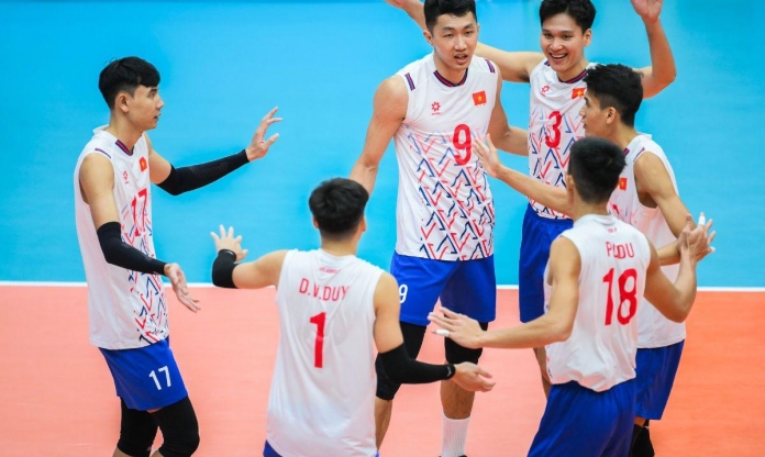 Thua trắng Thái Lan, bóng chuyền Việt Nam gặp 'núi cao' ở bán kết SEA Games 33