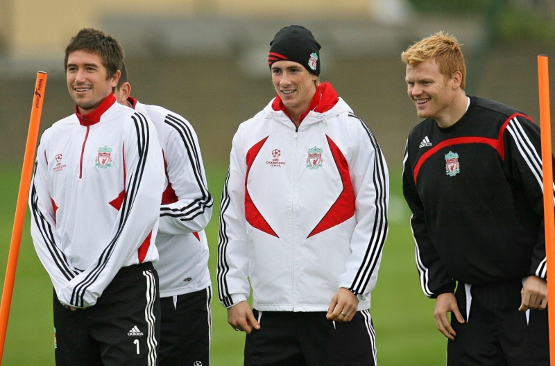 Thai media widely reported that the former Liverpool legend has arrived in Vietnam.