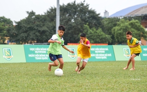 Coach Cong Phuong continues to 'sow seeds' for Vietnamese football