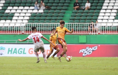 HAGL suffered a heavy 2-5 defeat to Viettel right at their home stadium in Pleiku.