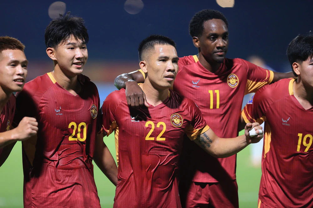 Tin nóng bóng đá Việt hôm nay 25/10: Công an Hà Nội tìm điểm đầu tiên tại AFC Champions League Elite - Ảnh 2.