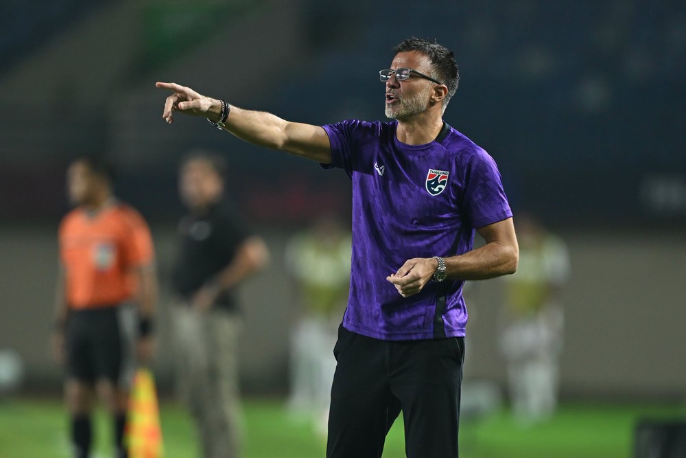 HLV Thái Lan: Sau khi thắng ĐT Việt Nam, tôi cho 5-7 cầu thủ nghỉ để chuẩn bị cho chung kết FIFA ASEAN Cup - Ảnh 1. HLV Thái Lan: Sau khi thắng ĐT Việt Nam, tôi cho 5-7 cầu thủ nghỉ để chuẩn bị cho chung kết FIFA ASEAN Cup - Ảnh 1.