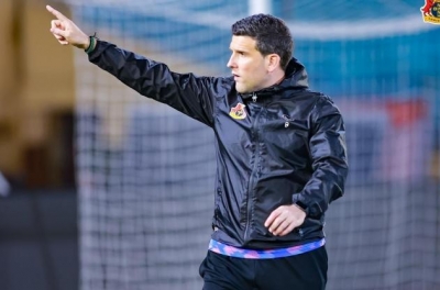 Just dismissed, Spanish coach makes unexpected move with Thanh Hóa Club