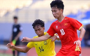 Malaysian expert comments on the caliber of Vietnam's U17 team, acknowledging that reaching the final is a success for their own squad.